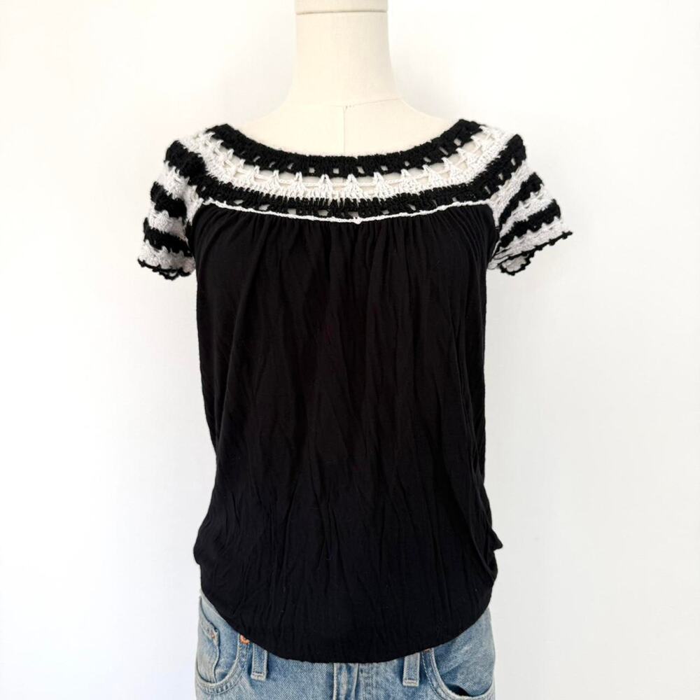 VINTAGE Y2K CACHE CROCHET TOP